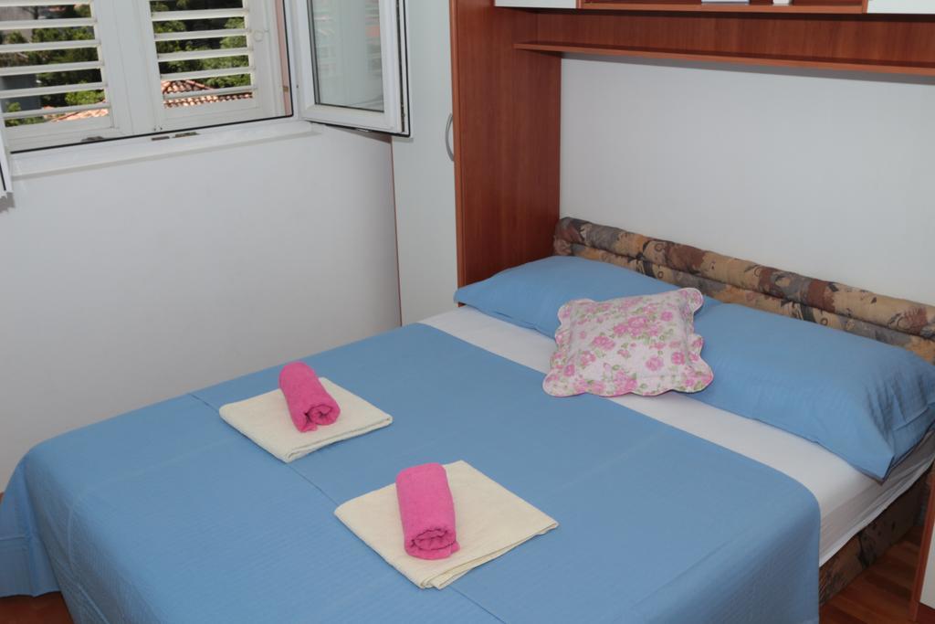 Central Beach Apartment Makarska Room photo