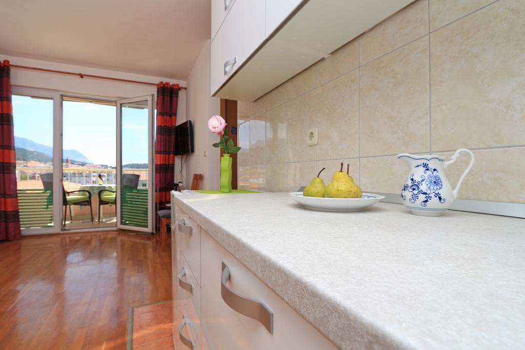 Central Beach Apartment Makarska Exterior photo